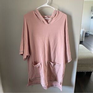 NWOT Bucketlist Hoooded Dress